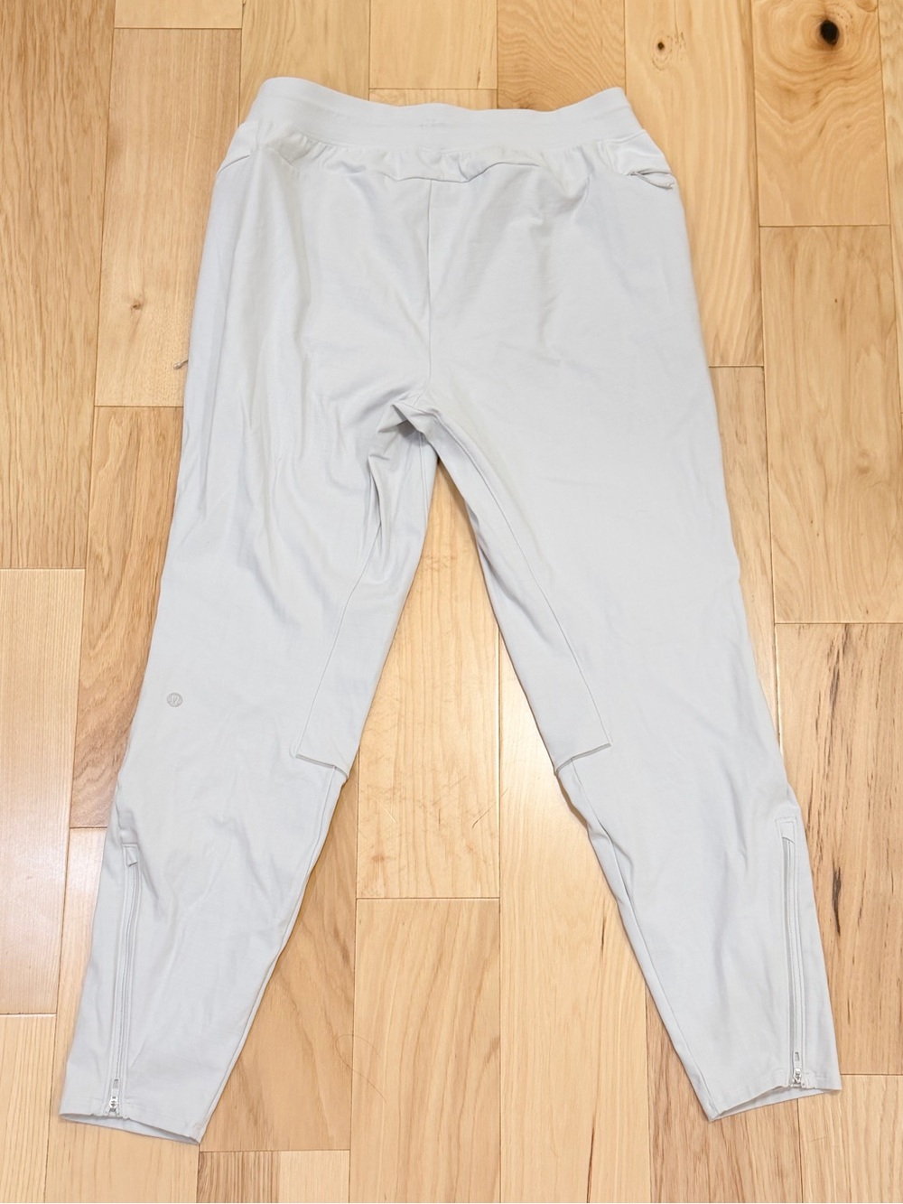 LIKE NEW Lululemon LAB Men’s Reflective Grid Joggers